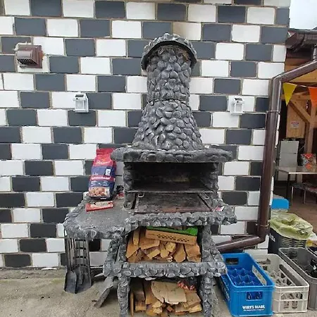 Before Making A Request, Read My Host Profile At Bottom Of Page # Warsaw Country Villa Jacuzzi Pizza Oven Appartamento *