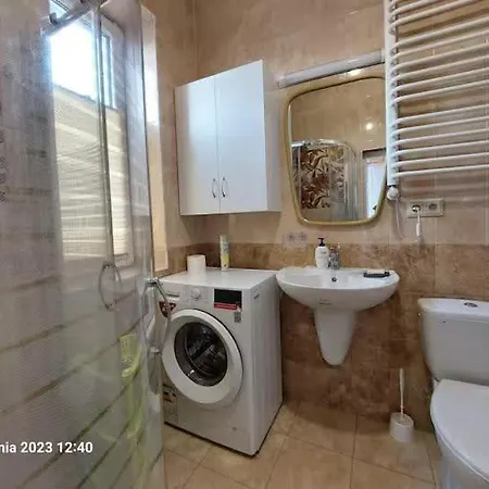 Before Making A Request, Read My Host Profile At Bottom Of Page # Warsaw Country Villa Jacuzzi Pizza Oven * Kobylka