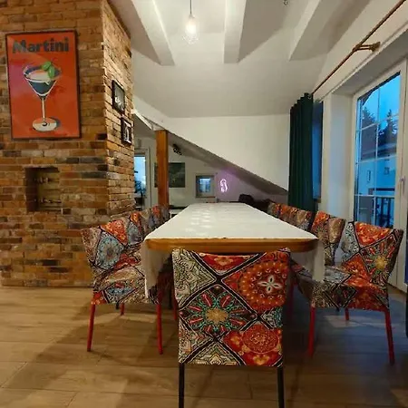 Διαμέρισμα Before Making A Request, Read My Host Profile At Bottom Of Page # Warsaw Country Villa Jacuzzi Pizza Oven *