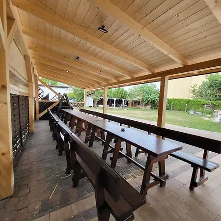 Before Making A Request, Read My Host Profile At Bottom Of Page # Warsaw Country Villa Jacuzzi Pizza Oven Appartamento *