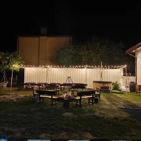 Before Making A Request, Read My Host Profile At Bottom Of Page # Warsaw Country Villa Jacuzzi Pizza Oven *