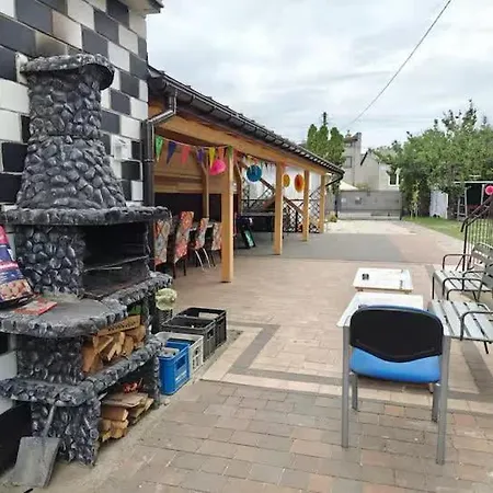 Before Making A Request, Read My Host Profile At Bottom Of Page # Warsaw Country Villa Jacuzzi Pizza Oven Διαμέρισμα *